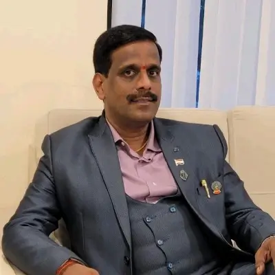 जिसने राष्ट्रपति की गोद में खेला, अब जनता की लड़ाई लड़ रहा है – Dr. Subramanya Sharma की कहानी